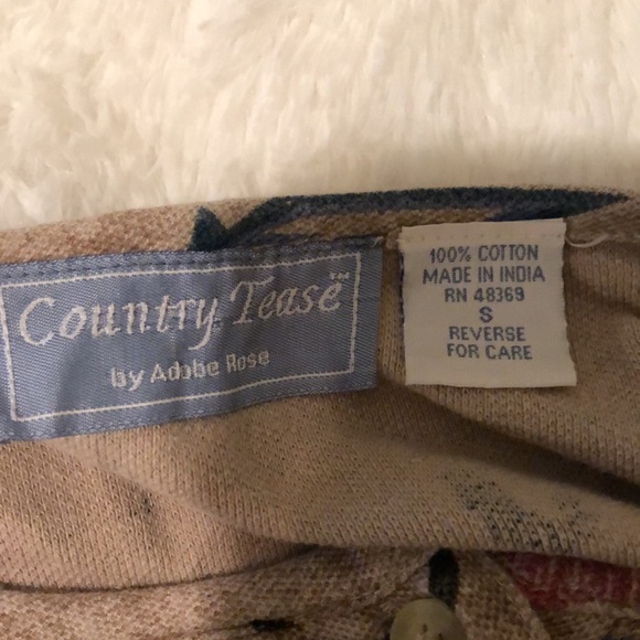 Country Tease Small Top - Picture 3 of 3